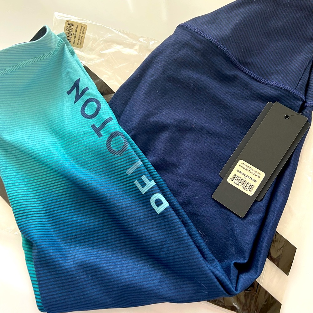 Peloton WITH Stripe Fade Revisable Cropped Leggings